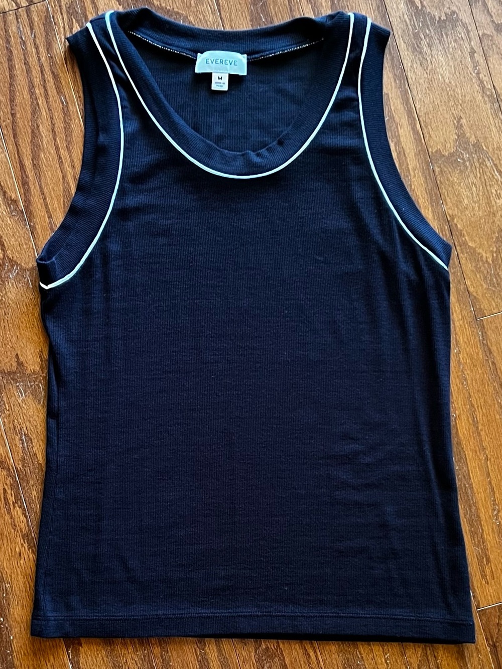 Evereve Medium Black Tank with white